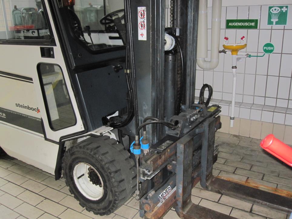 Well-maintained electric transport vehicles-2